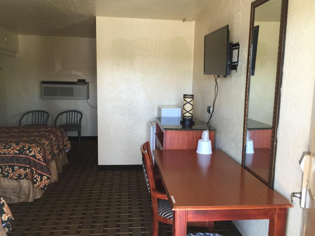 Encore Motel Farmington Ruang foto