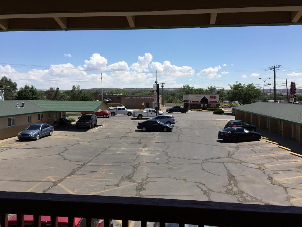Encore Motel Farmington Bagian luar foto