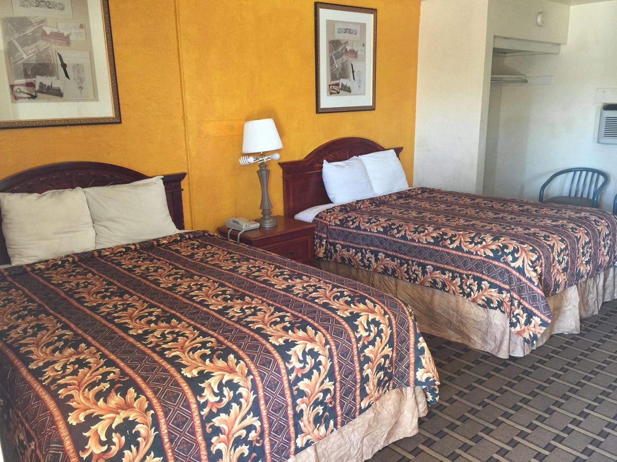 Encore Motel Farmington Bagian luar foto